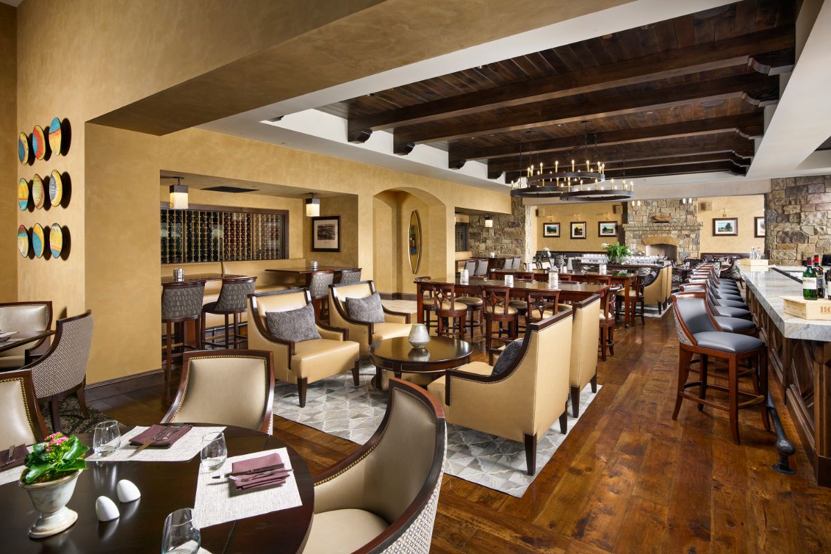 Columbine CC - Dining