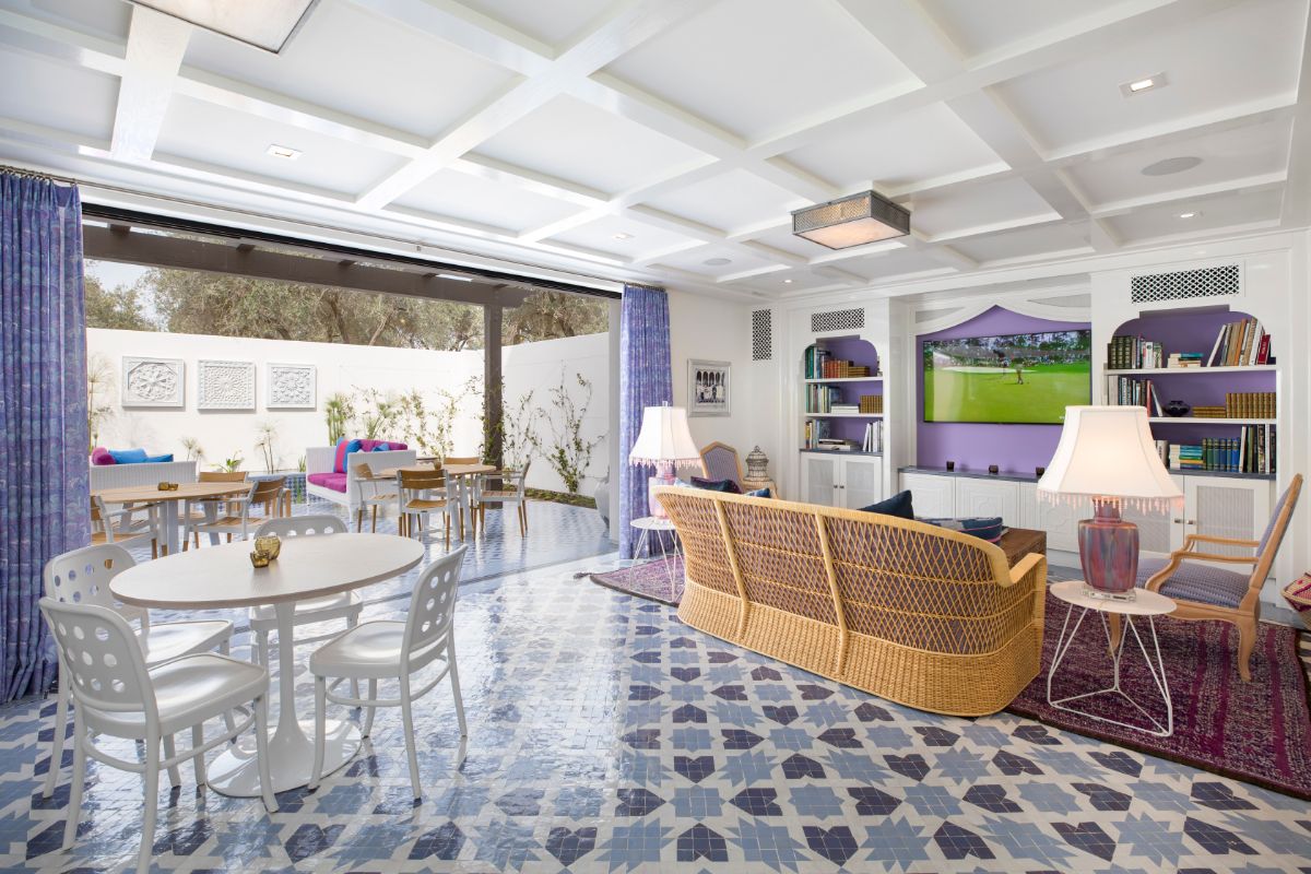 Montecito- Ladies Lounge